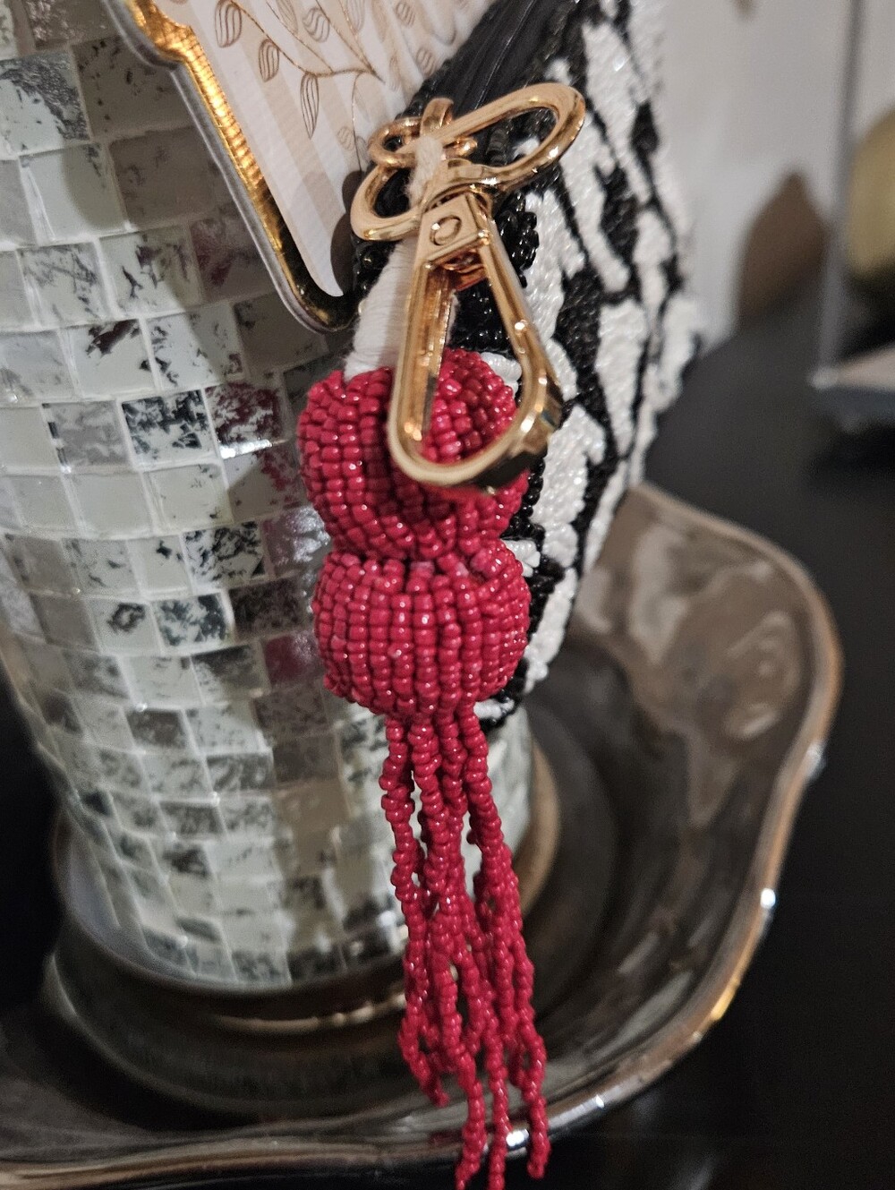 Beaded Pouch with Red Tassel & Bag Clip, Handmade In India, NEW - GIFTABLE! - Picture 2 of 5